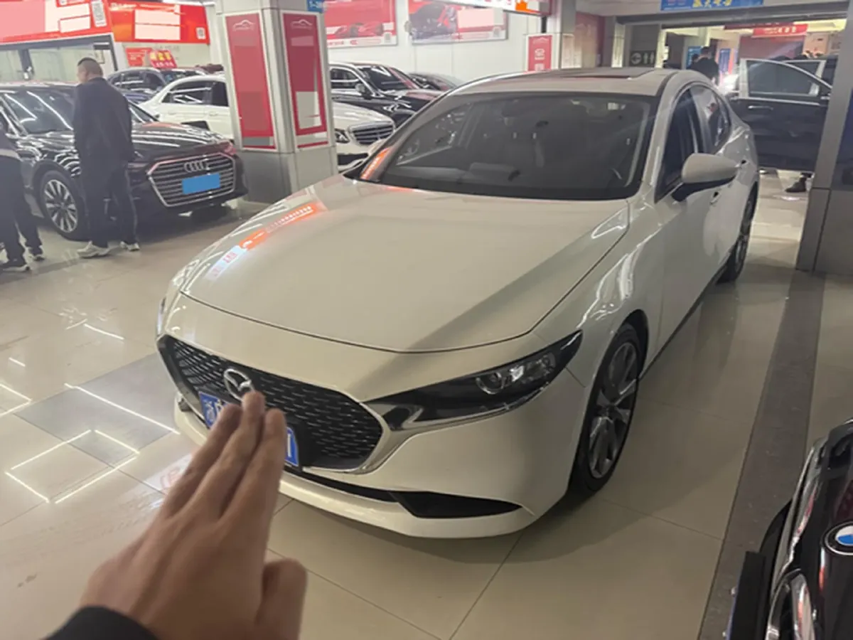 2020 Mazda 3 Axela 2.0L 158HP L4 6AT,autocango,china used car exporter,china ev exporter,chinese used car exporter,chinese used ev exporter