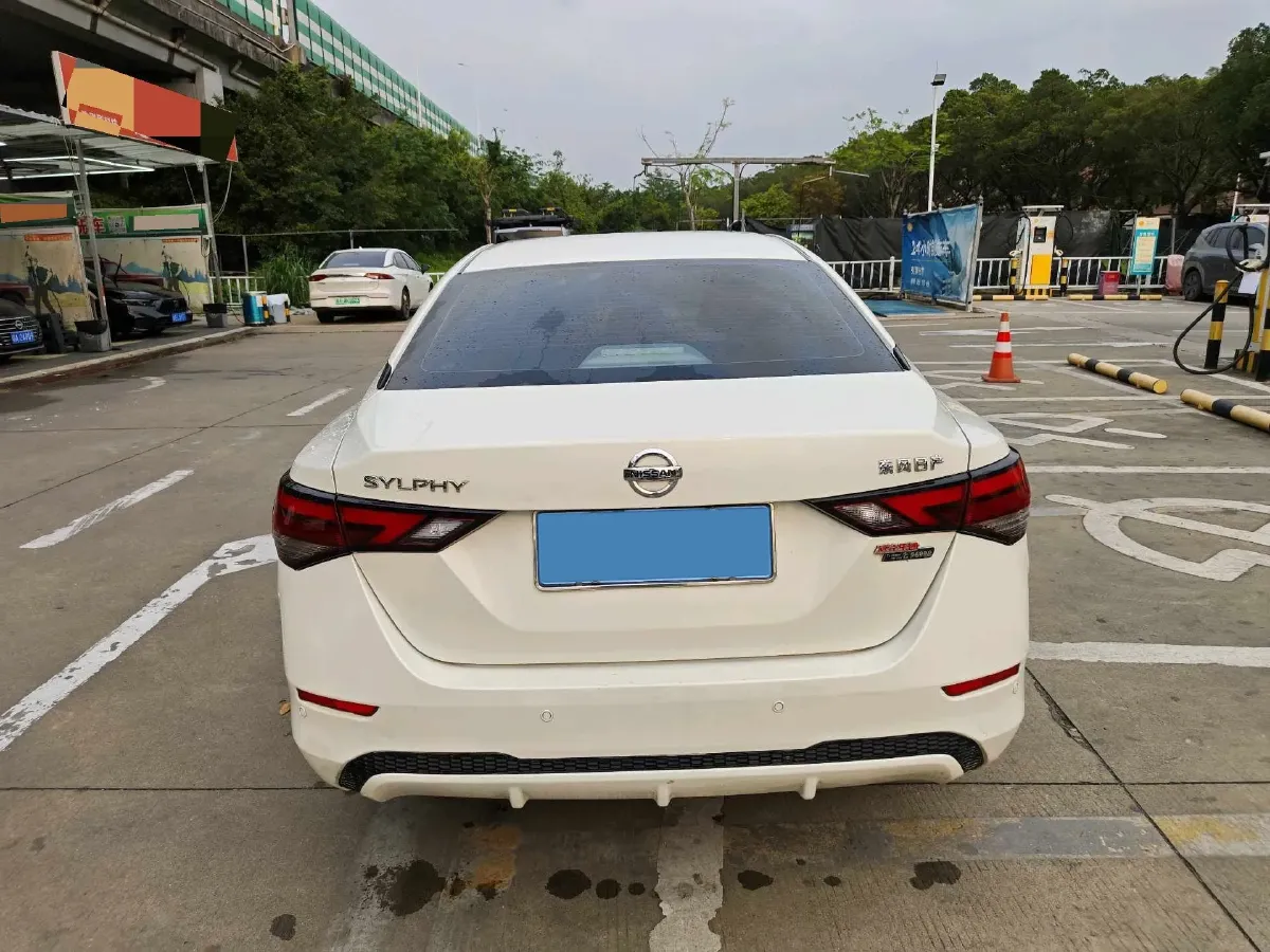 2021 Nissan Sylphy 1.6L 135HP L4 CVT,autocango,china used car exporter,china ev exporter,chinese used car exporter,chinese used ev exporter