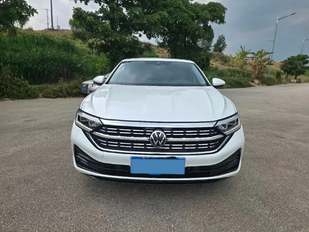 2023 Volkswagen Sagitar 1.5T 160HP L4 7DCT,autocango,china used car exporter,china ev exporter,chinese used car exporter,chinese used ev exporter