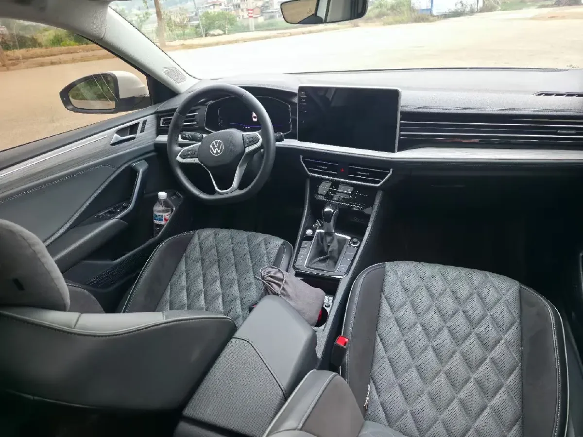 2023 Volkswagen Sagitar 1.5T 160HP L4 7DCT,autocango,china used car exporter,china ev exporter,chinese used car exporter,chinese used ev exporter