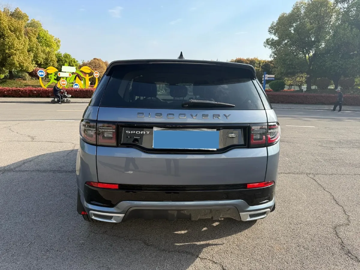 2020 Land Rover Discovery Sport 2.0T 249HP L4 9AT,autocango,china used car exporter,china ev exporter,chinese used car exporter,chinese used ev exporter