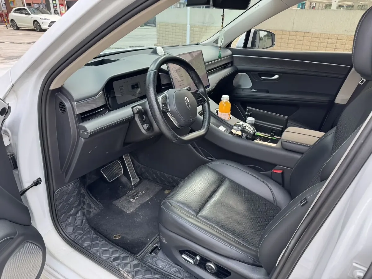 2022 Infiniti Q50L 2.0T 211HP L4 7AT,autocango,china used car exporter,china ev exporter,chinese used car exporter,chinese used ev exporter