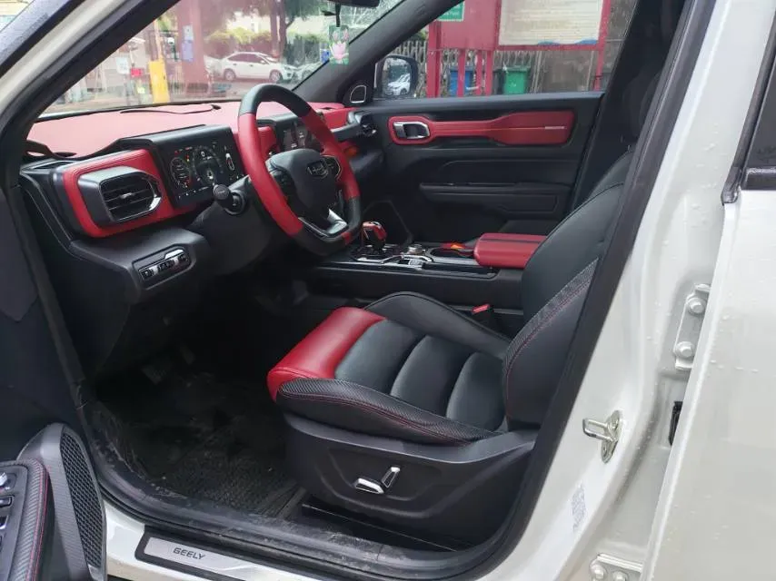 2020 Geely ICON 1.5T 177HP L3 7DCT,autocango,china used car exporter,china ev exporter,chinese used car exporter,chinese used ev exporter