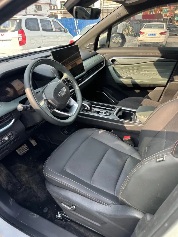 2024 Geely Okavango L 2.0T 218HP L4 7DCT,autocango,china used car exporter,china ev exporter,chinese used car exporter,chinese used ev exporter