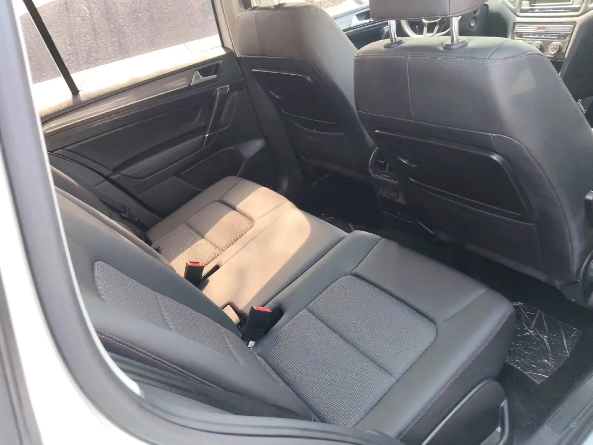 2018 Volkswagen Golf Sportsvan 1.4T 131HP L4 7DCT,autocango,china used car exporter,china ev exporter,chinese used car exporter,chinese used ev exporter