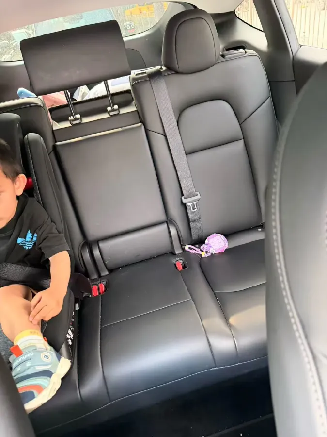 2022 Tesla Model Y BEV 60KWH,autocango,china used car exporter,china ev exporter,chinese used car exporter,chinese used ev exporter