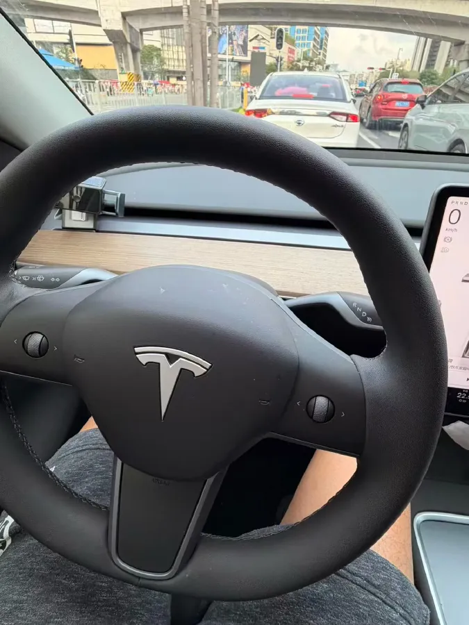 2022 Tesla Model Y BEV 60KWH,autocango,china used car exporter,china ev exporter,chinese used car exporter,chinese used ev exporter