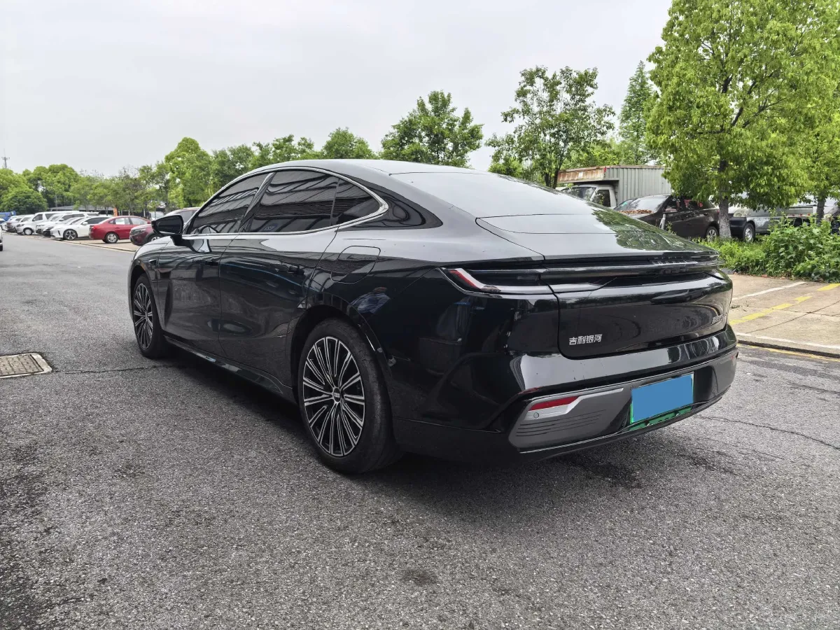 2025 Geely Galaxy Starshine 8 1.5T 163HP L4 3DHT PHEV 27.69KWH,autocango,china used car exporter,china ev exporter,chinese used car exporter,chinese used ev exporter