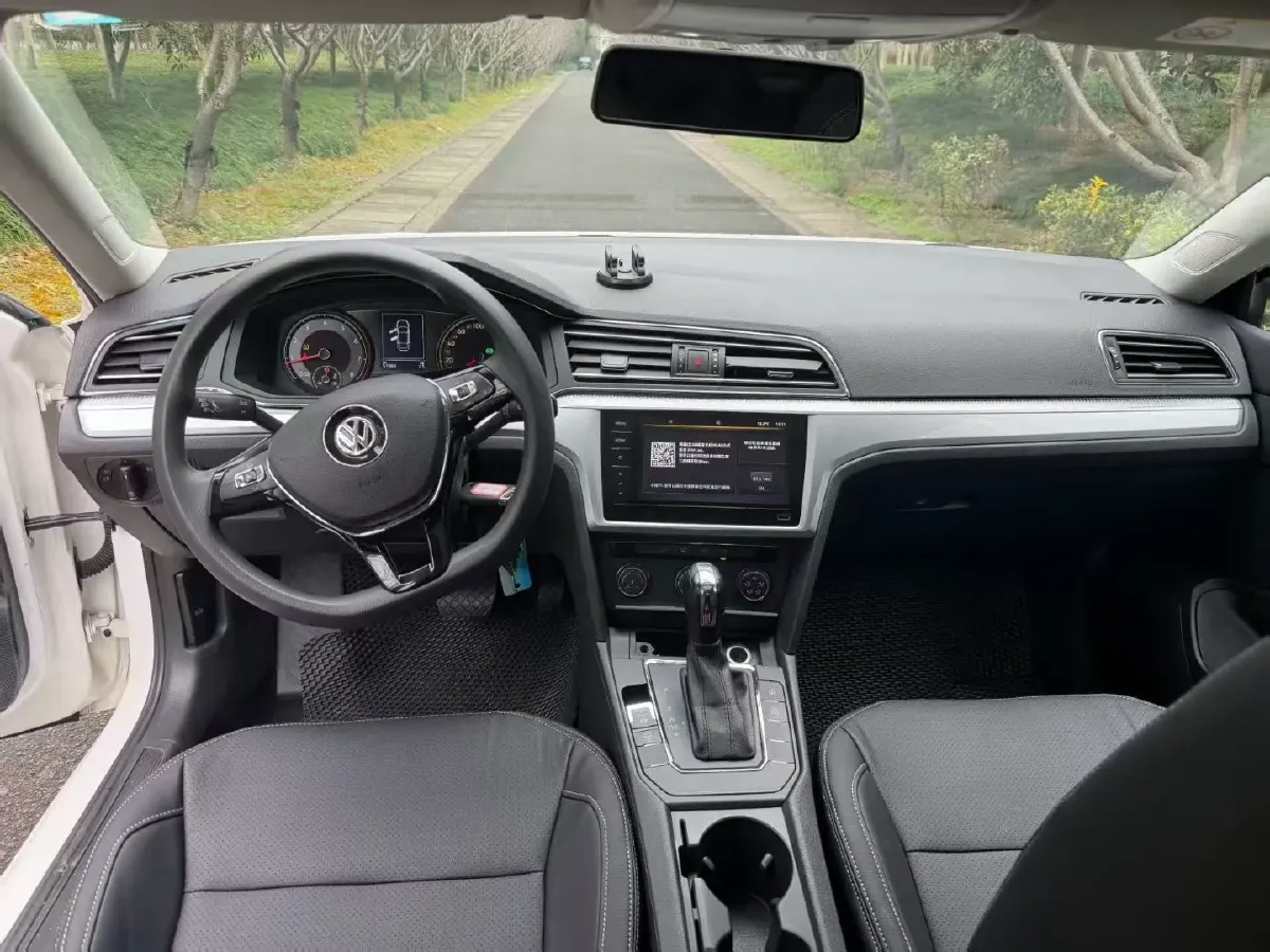 2019 Volkswagen Lamando 1.4T 131HP L4 7DCT,autocango,china used car exporter,china ev exporter,chinese used car exporter,chinese used ev exporter