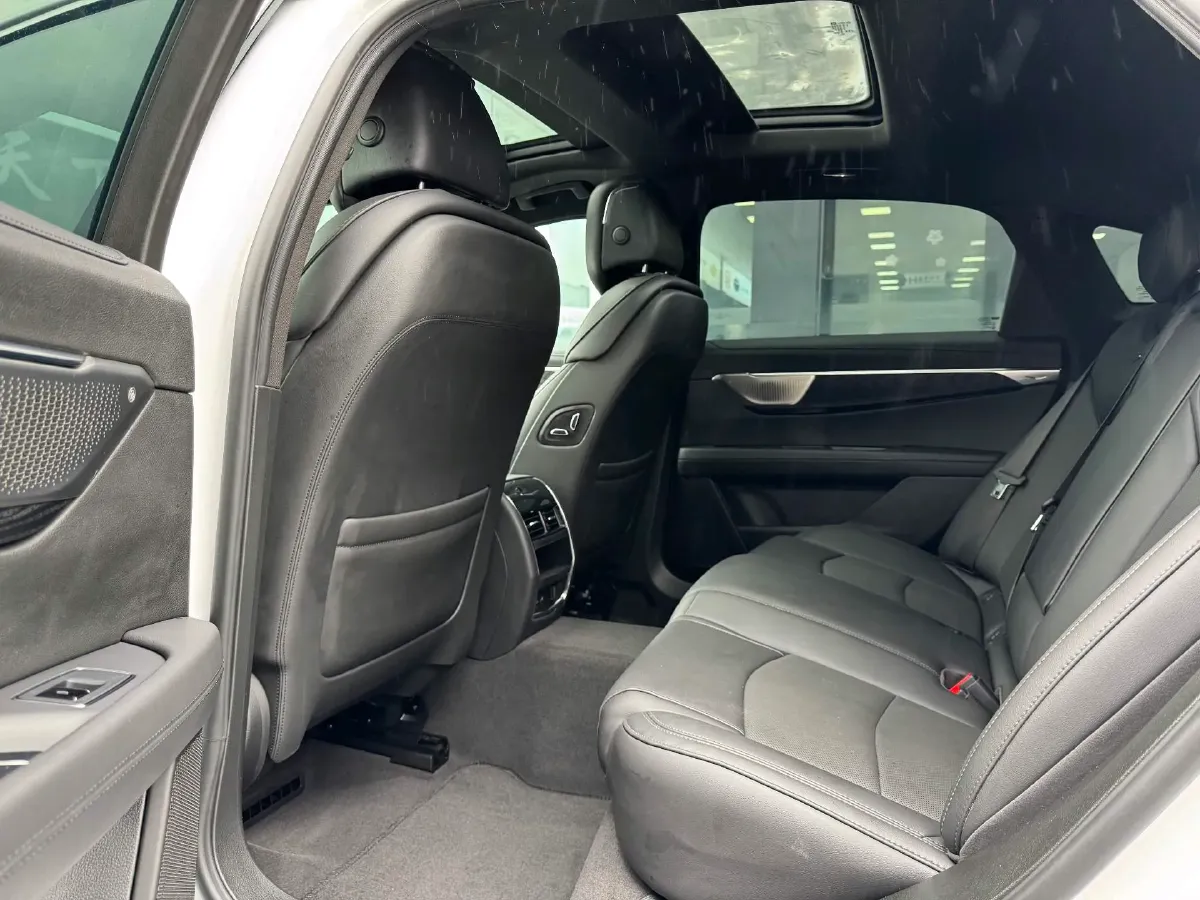 2023 Cadillac CT6 2.0T 237HP L4 10AT,autocango,china used car exporter,china ev exporter,chinese used car exporter,chinese used ev exporter