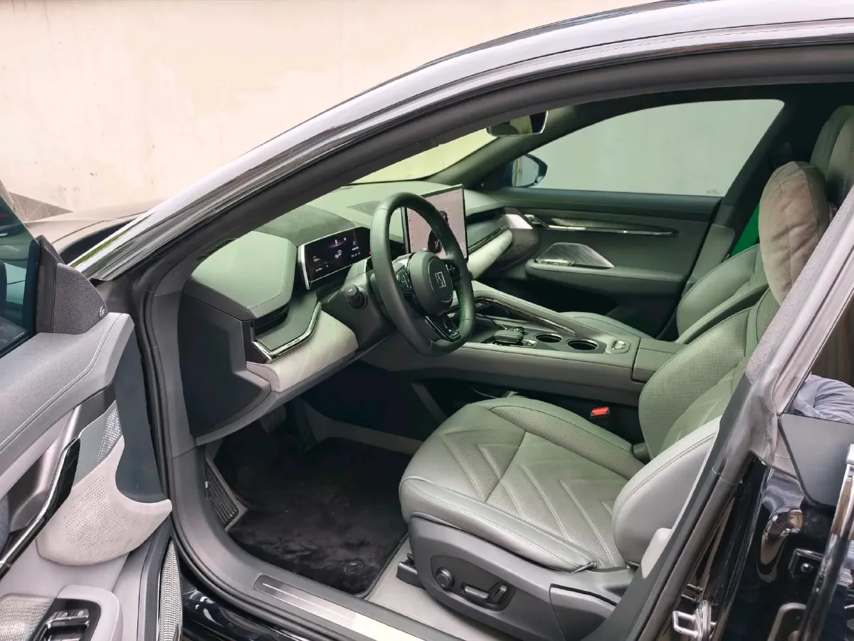 2023 Zeekr 001 BEV 100KWH,autocango,china used car exporter,china ev exporter,chinese used car exporter,chinese used ev exporter