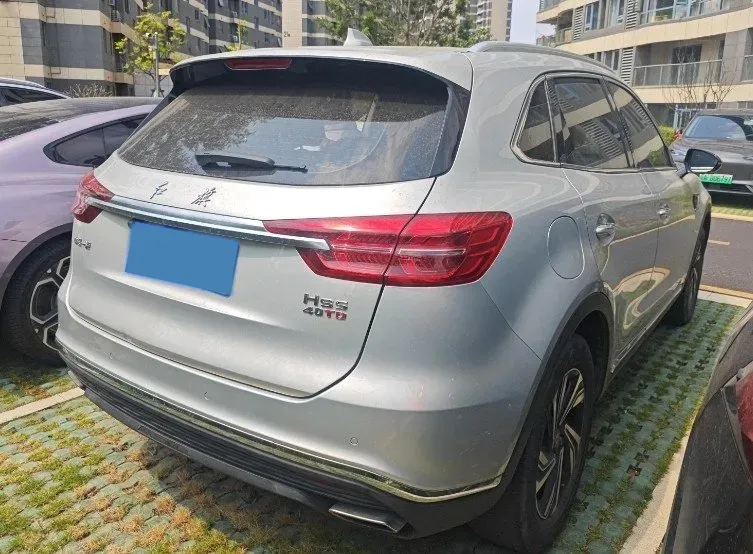 2022 HongQi HS5 2.0T 224HP L4 6AT,autocango,china used car exporter,china ev exporter,chinese used car exporter,chinese used ev exporter