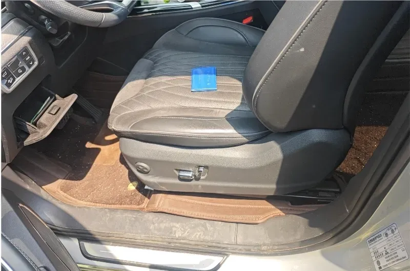 2022 HongQi HS5 2.0T 224HP L4 6AT,autocango,china used car exporter,china ev exporter,chinese used car exporter,chinese used ev exporter