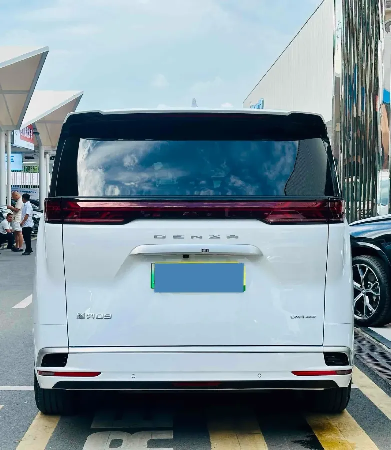 2024 Denza D9 1.5T 139HP L4 E-CVT PHEV 40KWH,autocango,china used car exporter,china ev exporter,chinese used car exporter,chinese used ev exporter