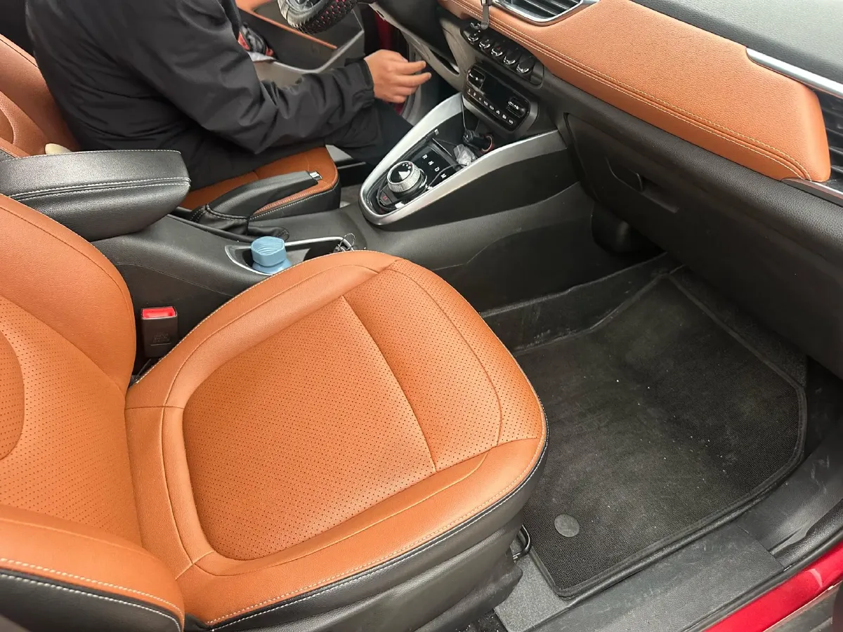 2018 KaiYi E3 1.6L 110HP L4 5MT,autocango,china used car exporter,china ev exporter,chinese used car exporter,chinese used ev exporter