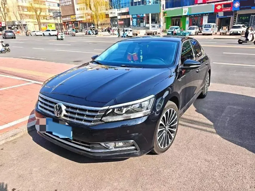 2017 Volkswagen Passat 1.8T 180HP L4 7DCT,autocango,china used car exporter,china ev exporter,chinese used car exporter,chinese used ev exporter