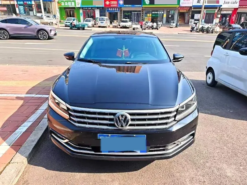 2017 Volkswagen Passat 1.8T 180HP L4 7DCT,autocango,china used car exporter,china ev exporter,chinese used car exporter,chinese used ev exporter