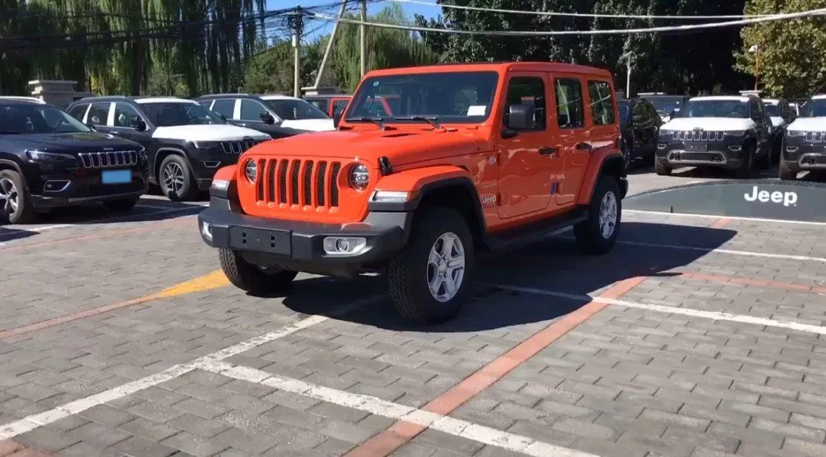 2019 Jeep Wrangler 2.0T 266HP L4 8AT,autocango,china used car exporter,china ev exporter,chinese used car exporter,chinese used ev exporter