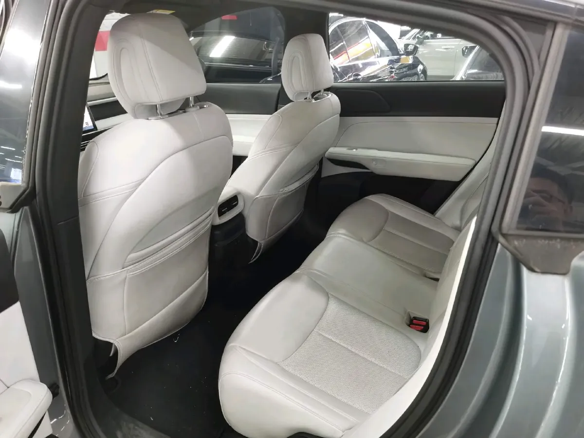 2023 Xpeng G6 BEV 87.5KWH,autocango,china used car exporter,china ev exporter,chinese used car exporter,chinese used ev exporter