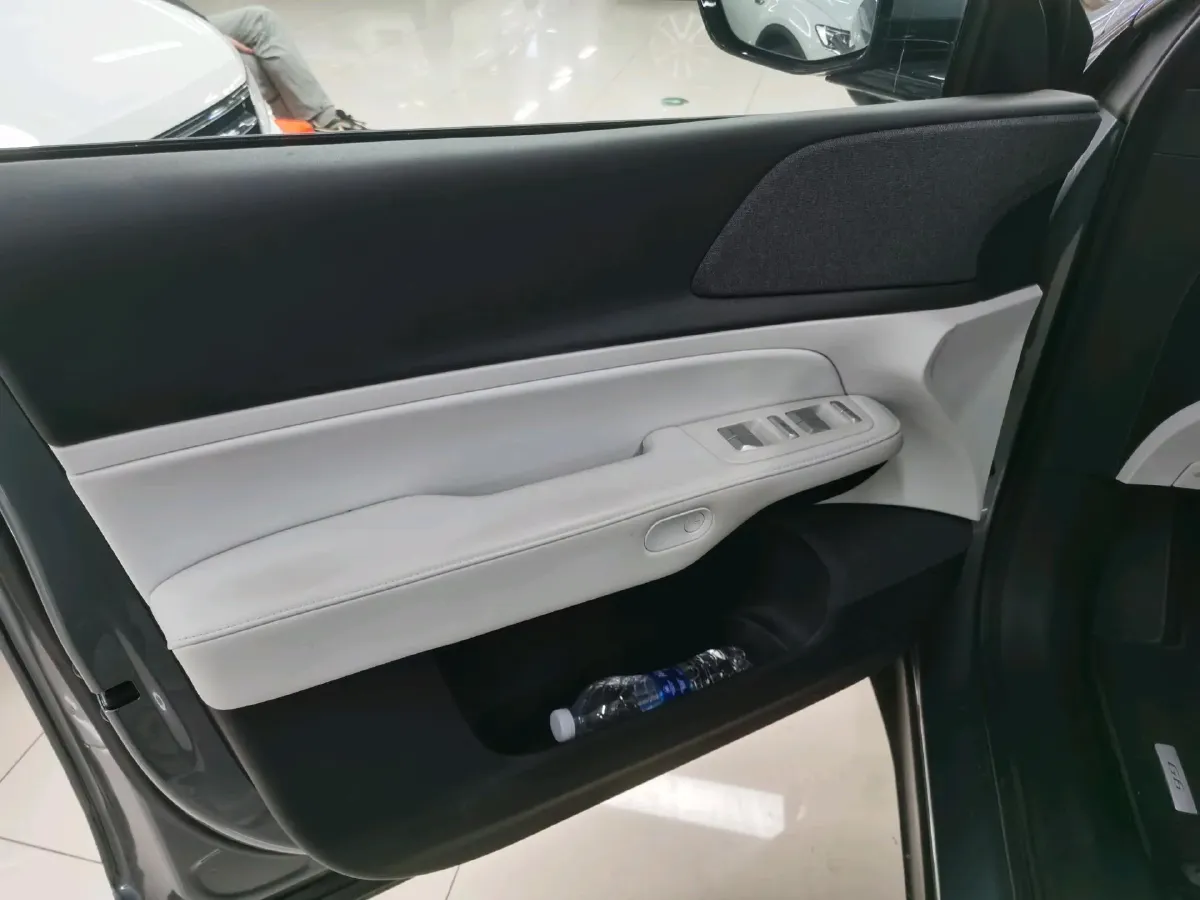 2023 Xpeng G6 BEV 87.5KWH,autocango,china used car exporter,china ev exporter,chinese used car exporter,chinese used ev exporter