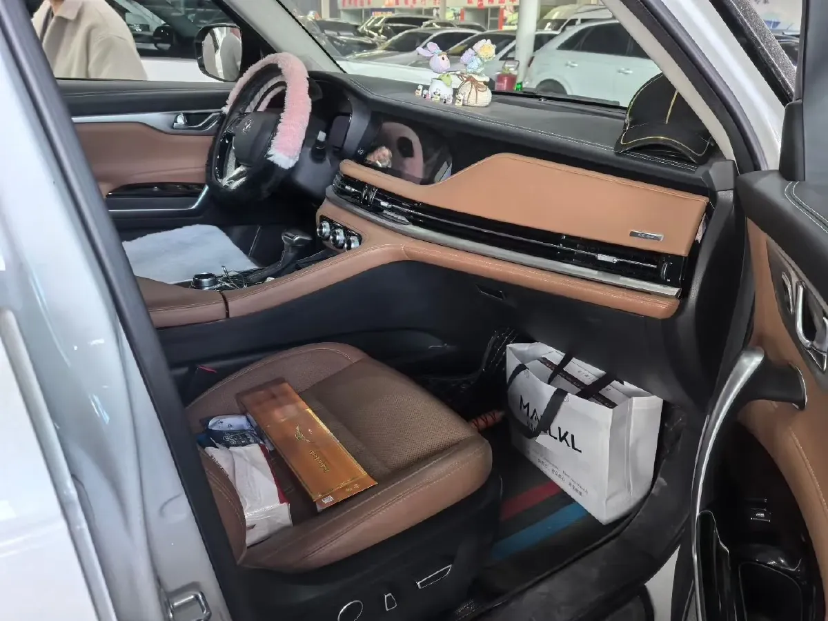 2019 ChangAn CS95 2.0T 233HP L4 6AT,autocango,china used car exporter,china ev exporter,chinese used car exporter,chinese used ev exporter