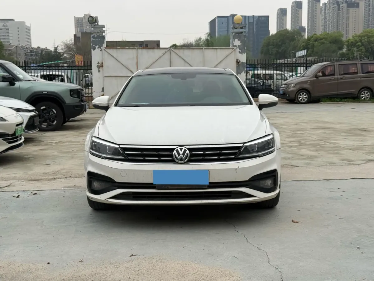 2019 Volkswagen Passat 1.4T 150HP L4 7DCT,autocango,china used car exporter,china ev exporter,chinese used car exporter,chinese used ev exporter