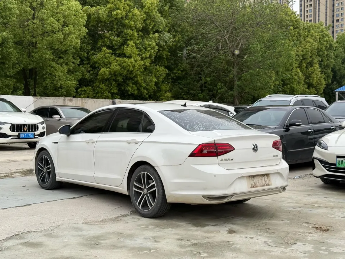 2019 Volkswagen Passat 1.4T 150HP L4 7DCT,autocango,china used car exporter,china ev exporter,chinese used car exporter,chinese used ev exporter