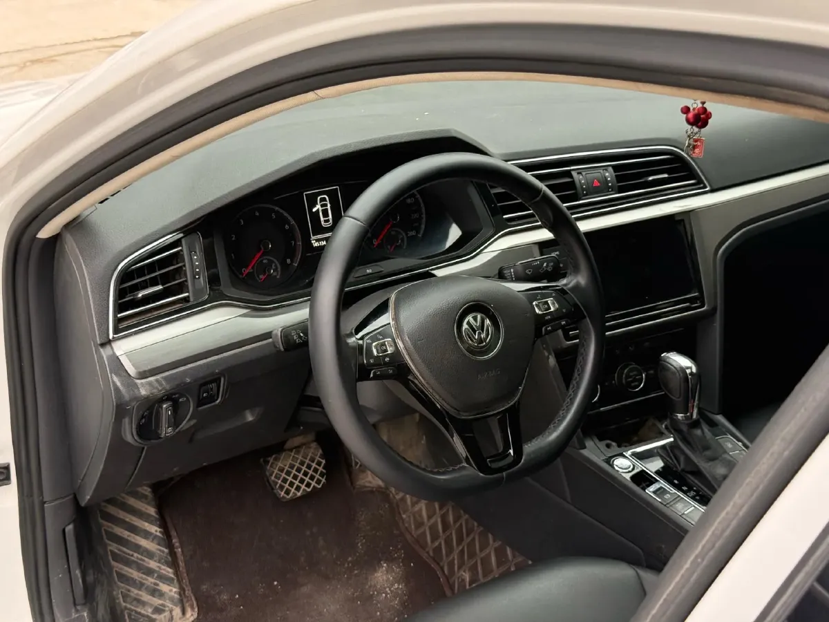 2019 Volkswagen Passat 1.4T 150HP L4 7DCT,autocango,china used car exporter,china ev exporter,chinese used car exporter,chinese used ev exporter