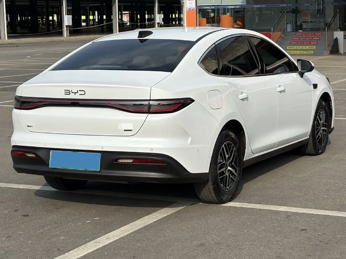 2025 BYD Seal05 DM-i 1.5L 101HP L4 E-CVT PHEV 15.87KWH,autocango,china used car exporter,china ev exporter,chinese used car exporter,chinese used ev exporter