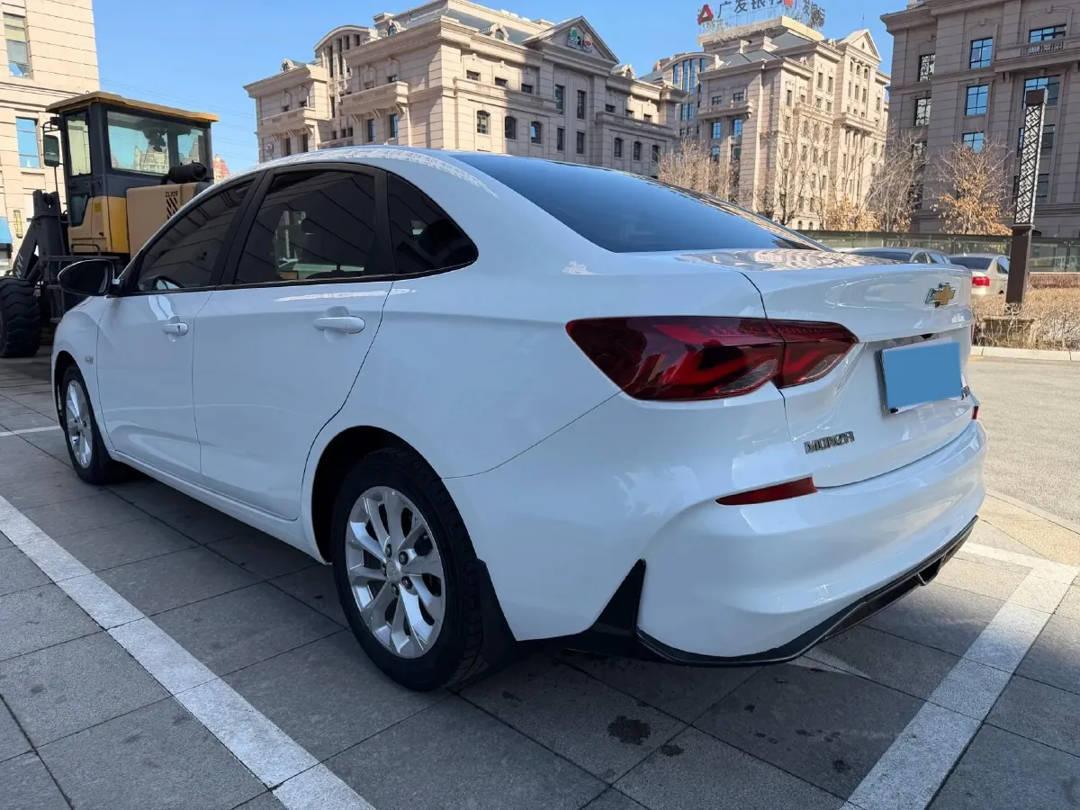 2023 Chevrolet Monza 1.5L 113HP L4 6DCT,autocango,china used car exporter,china ev exporter,chinese used car exporter,chinese used ev exporter