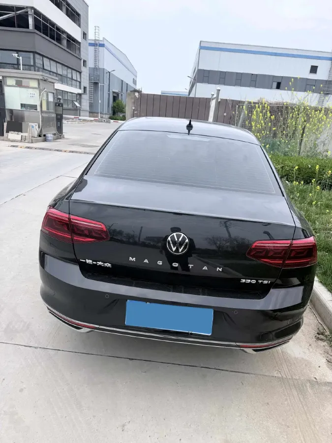 2020 Volkswagen Magotan 2.0T 186HP L4 7DCT,autocango,china used car exporter,china ev exporter,chinese used car exporter,chinese used ev exporter