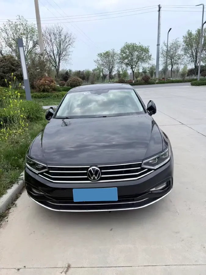 2020 Volkswagen Magotan 2.0T 186HP L4 7DCT,autocango,china used car exporter,china ev exporter,chinese used car exporter,chinese used ev exporter
