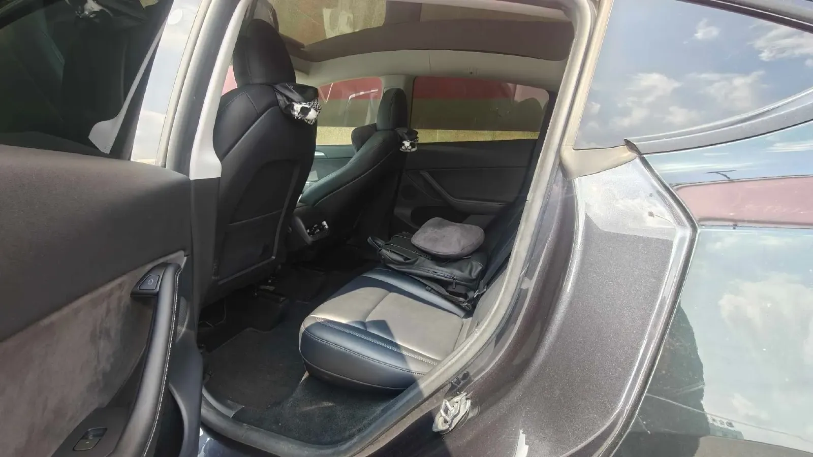 2024 Iveco OuSheng BEV 77.28KWH,autocango,china used car exporter,china ev exporter,chinese used car exporter,chinese used ev exporter