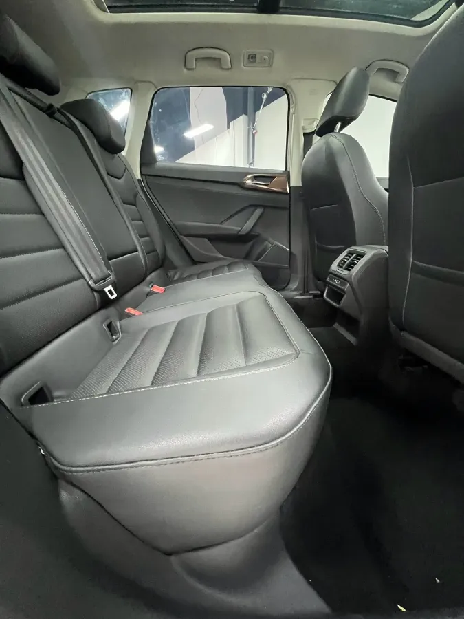 2021 Volkswagen Tharu 1.4T 150HP L4 7DCT,autocango,china used car exporter,china ev exporter,chinese used car exporter,chinese used ev exporter