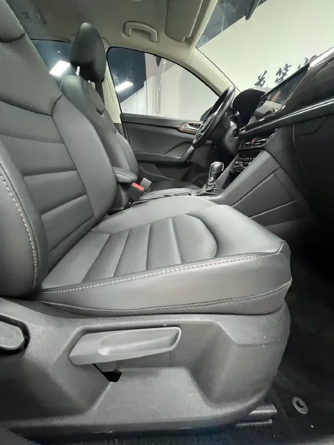 2021 Volkswagen Tharu 1.4T 150HP L4 7DCT,autocango,china used car exporter,china ev exporter,chinese used car exporter,chinese used ev exporter