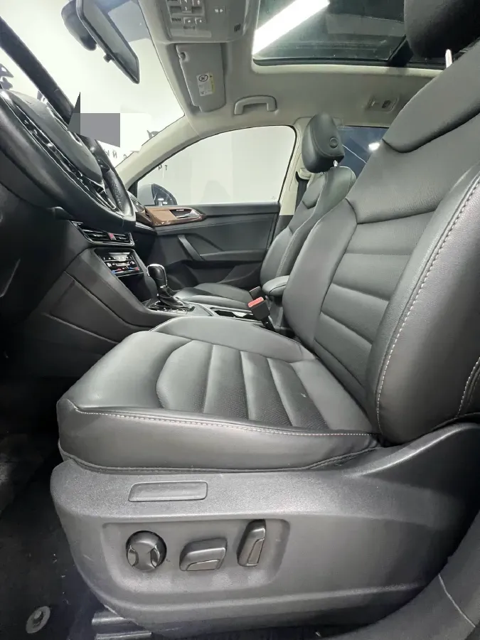 2021 Volkswagen Tharu 1.4T 150HP L4 7DCT,autocango,china used car exporter,china ev exporter,chinese used car exporter,chinese used ev exporter