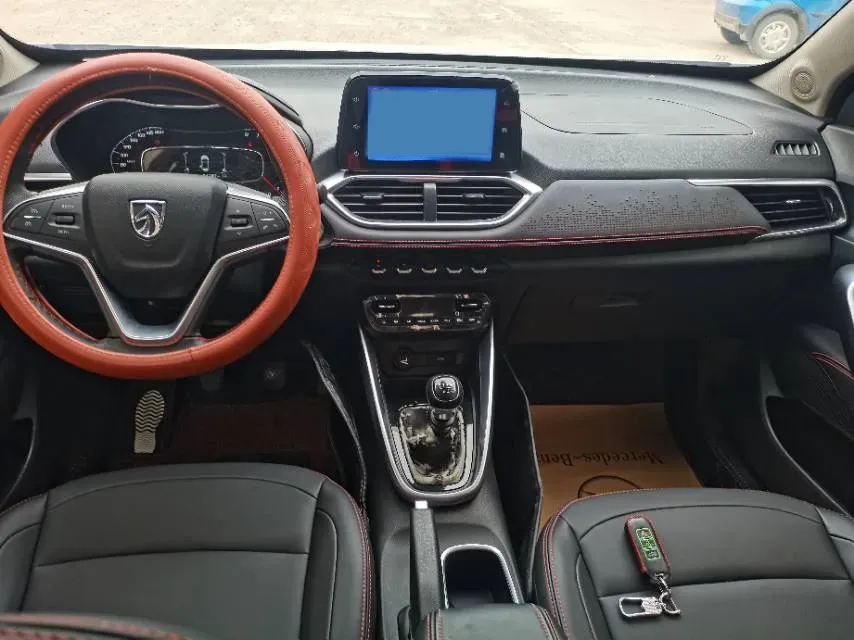 2019 Bestune X40 1.6L 114HP L4 5MT,autocango,china used car exporter,china ev exporter,chinese used car exporter,chinese used ev exporter