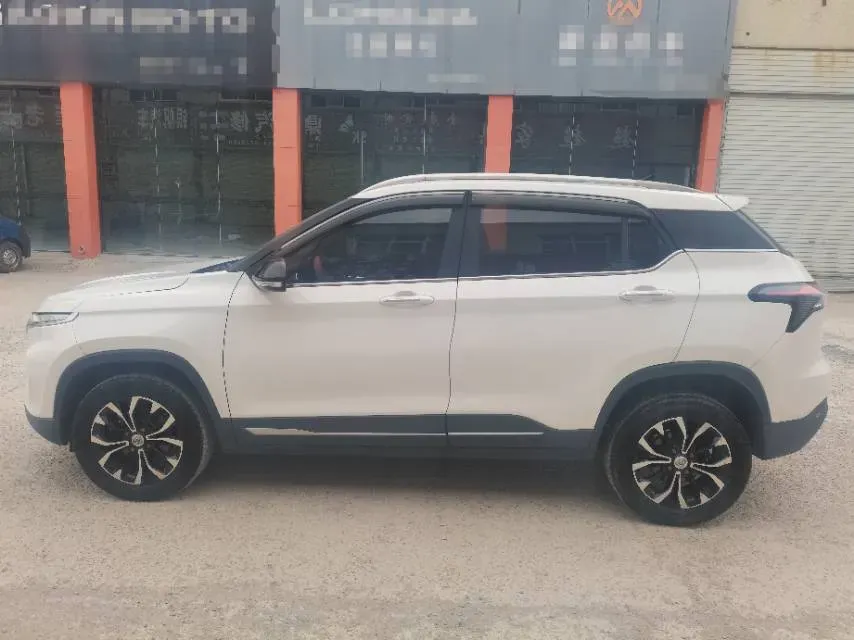 2019 Bestune X40 1.6L 114HP L4 5MT,autocango,china used car exporter,china ev exporter,chinese used car exporter,chinese used ev exporter