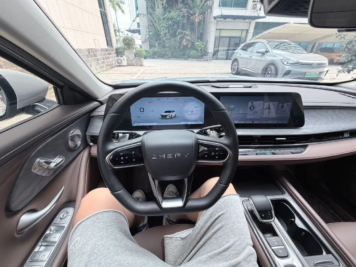 2024 Chery Arrizo 8 2.0T 254HP L4 7DCT,autocango,china used car exporter,china ev exporter,chinese used car exporter,chinese used ev exporter