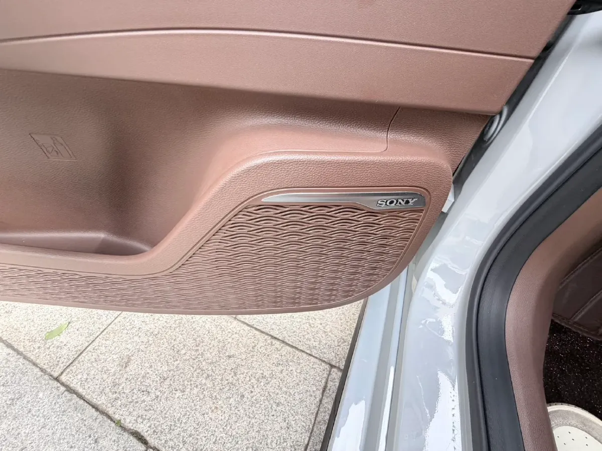 2024 Chery Arrizo 8 2.0T 254HP L4 7DCT,autocango,china used car exporter,china ev exporter,chinese used car exporter,chinese used ev exporter