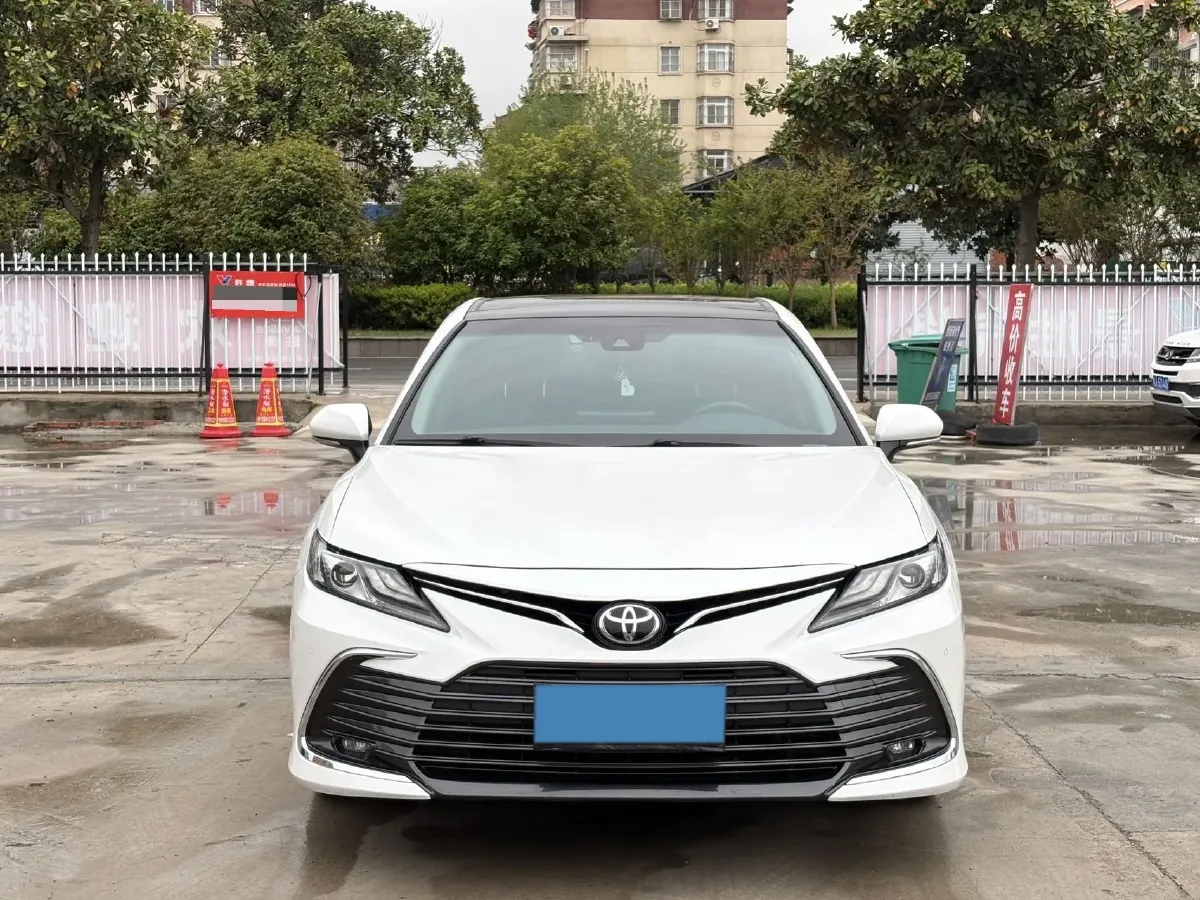 2021 Toyota Camry 2.5L 209HP L4 8AT,autocango,china used car exporter,china ev exporter,chinese used car exporter,chinese used ev exporter