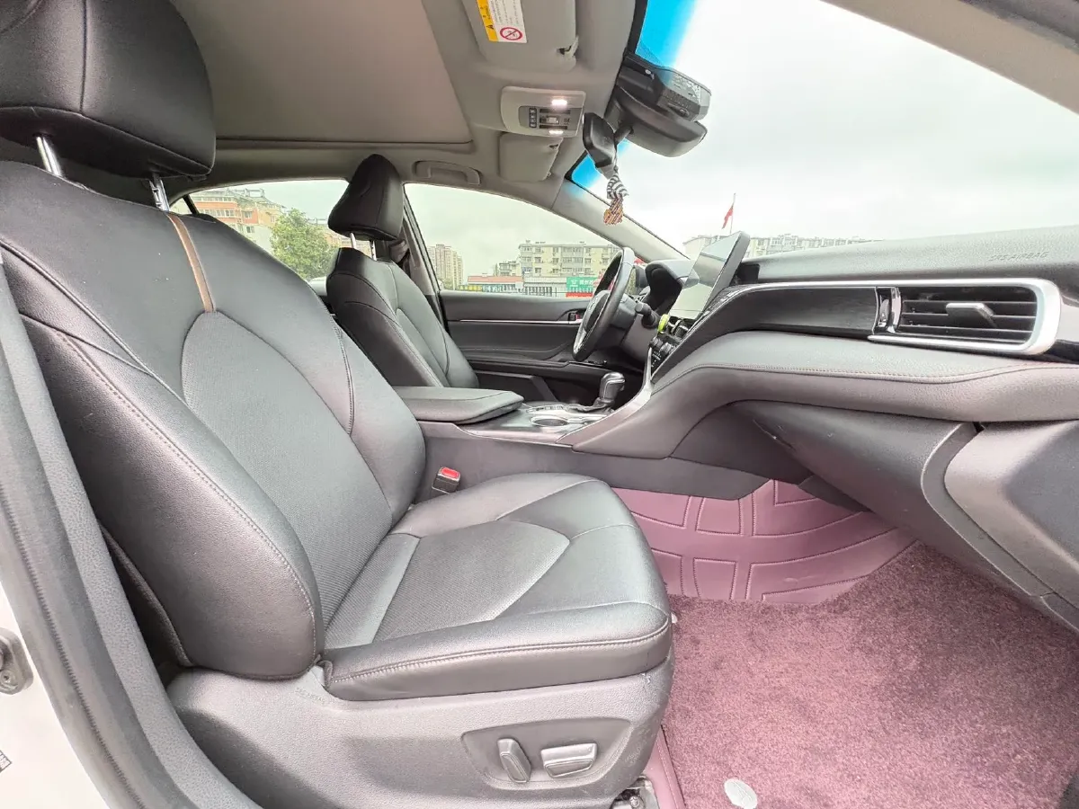 2021 Toyota Camry 2.5L 209HP L4 8AT,autocango,china used car exporter,china ev exporter,chinese used car exporter,chinese used ev exporter