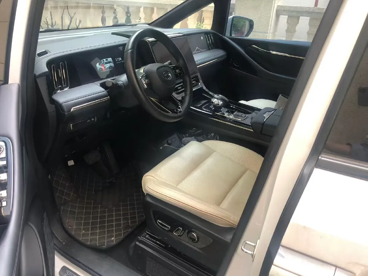 2023 GAC Trumpchi M8 2.0T 190HP L4 E-CVT Hybrid,autocango,china used car exporter,china ev exporter,chinese used car exporter,chinese used ev exporter