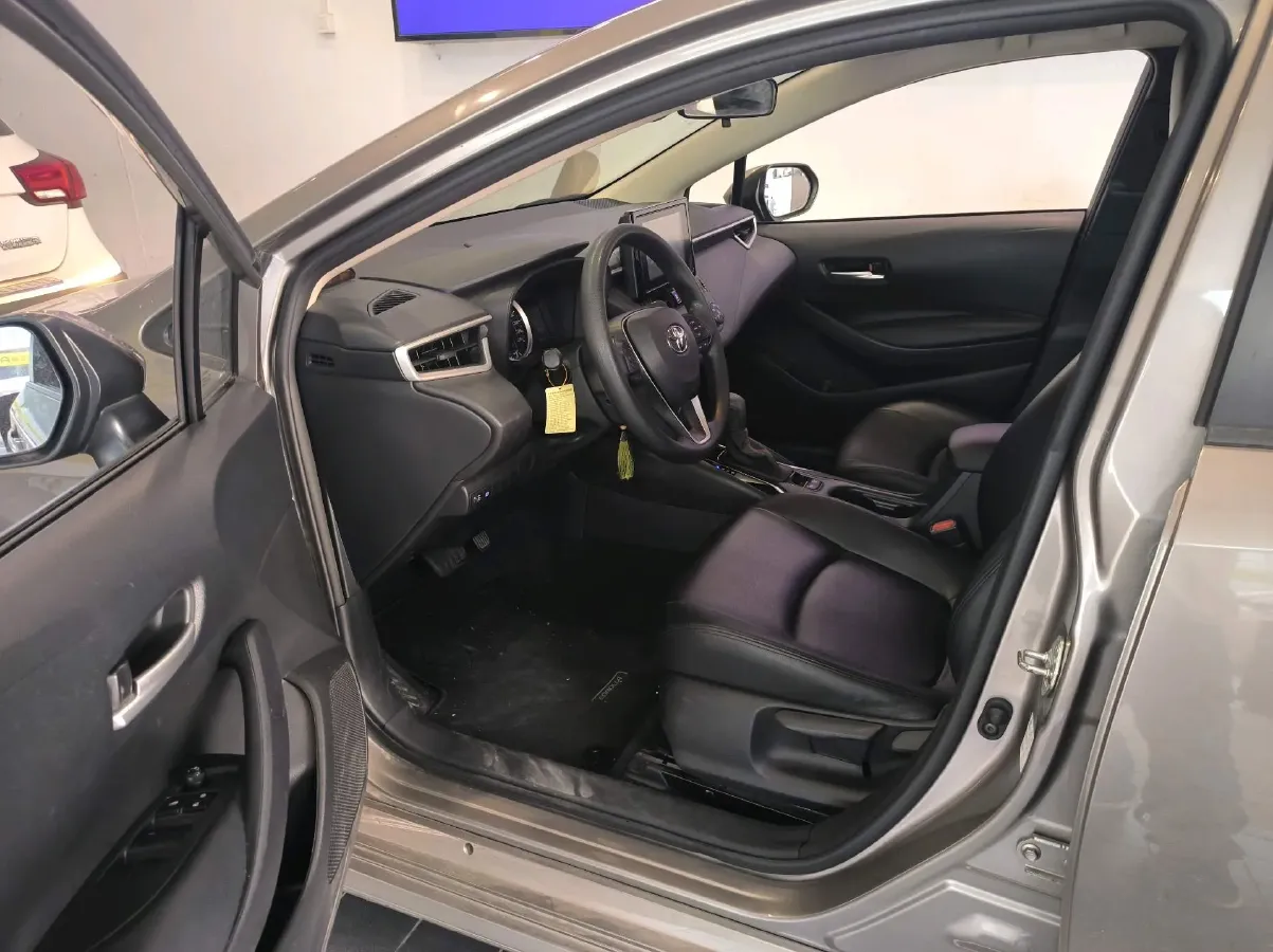 2021 Toyota Corolla 1.2T 116HP L4 CVT,autocango,china used car exporter,china ev exporter,chinese used car exporter,chinese used ev exporter