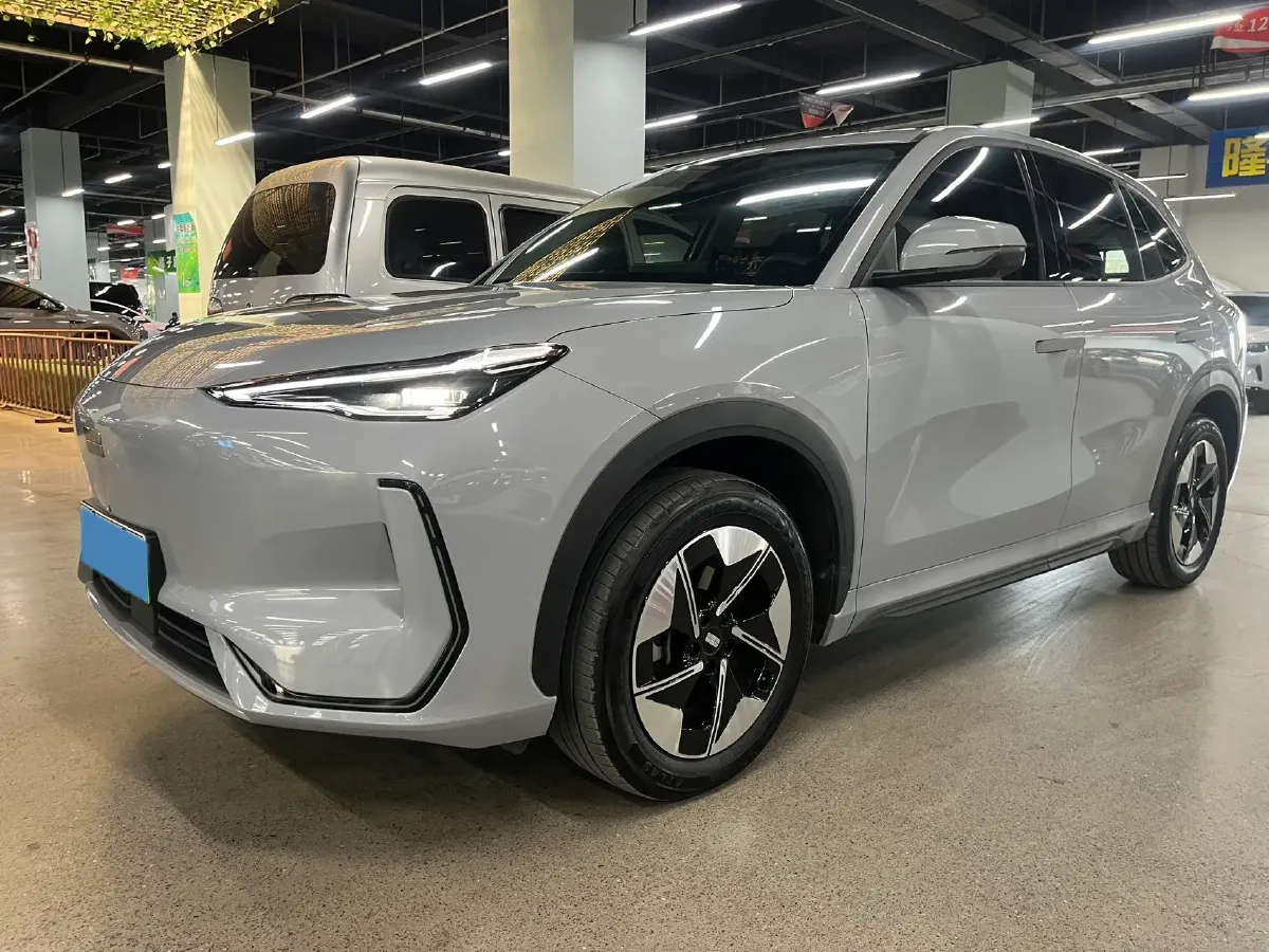 2024 Geely Emgrand L HiP 1.5T 181HP L4 3DHT PHEV 15.5KWH,autocango,china used car exporter,china ev exporter,chinese used car exporter,chinese used ev exporter