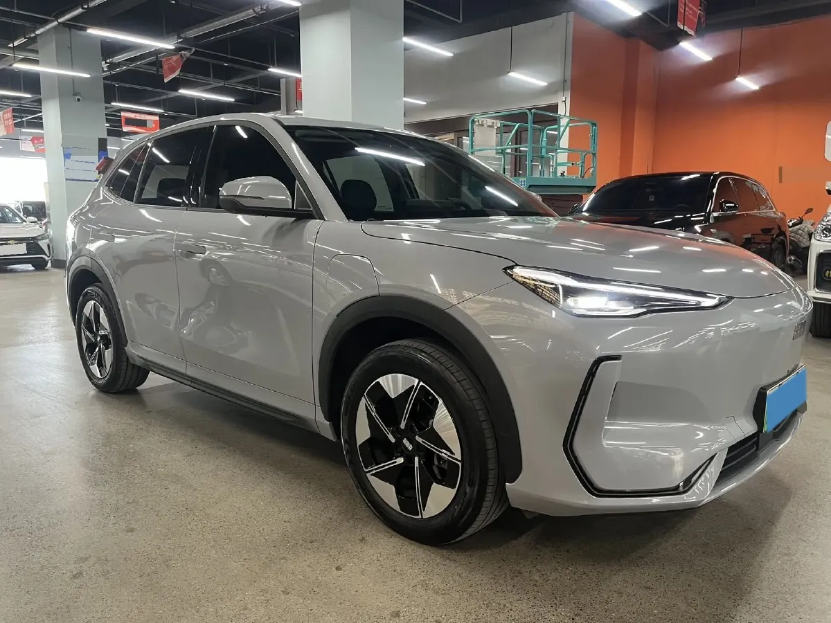 2024 Geely Emgrand L HiP 1.5T 181HP L4 3DHT PHEV 15.5KWH,autocango,china used car exporter,china ev exporter,chinese used car exporter,chinese used ev exporter