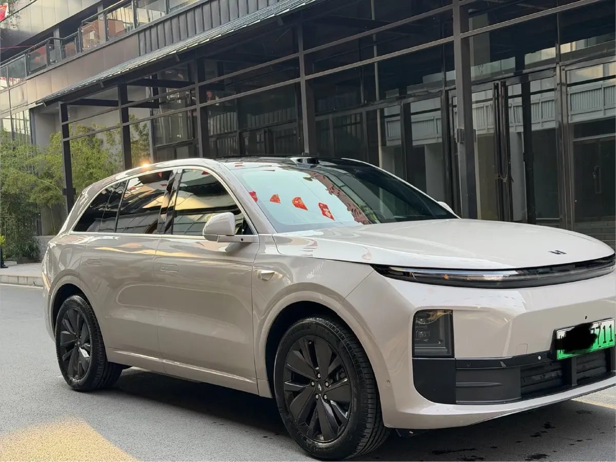 2025 Li L6 Range Extended 154HP L4 REEV,autocango,china used car exporter,china ev exporter,chinese used car exporter,chinese used ev exporter