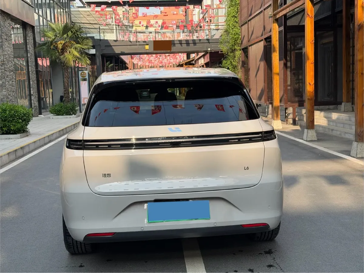 2025 Li L6 Range Extended 154HP L4 REEV,autocango,china used car exporter,china ev exporter,chinese used car exporter,chinese used ev exporter