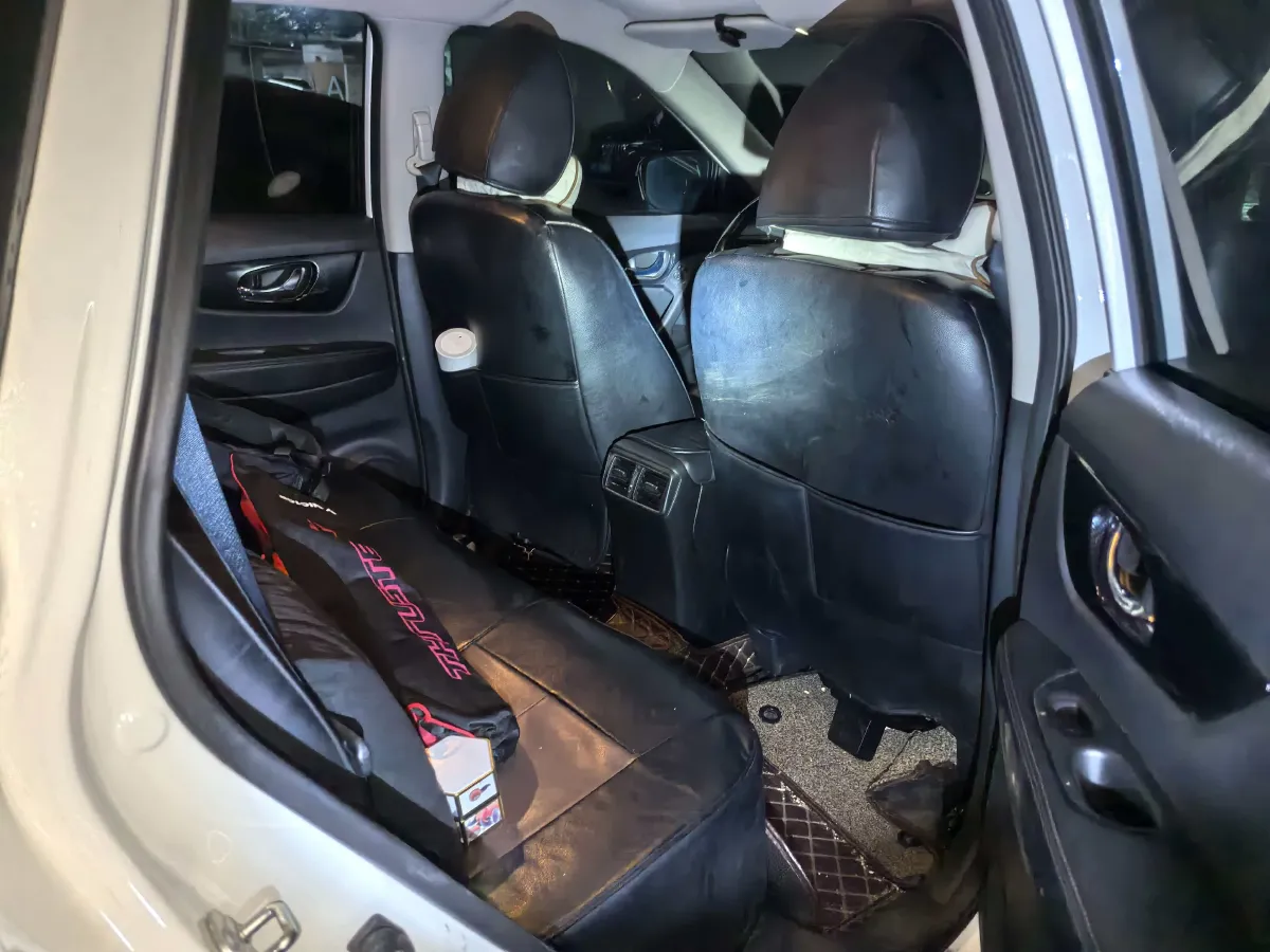 2019 Nissan X-Trail 2.5L 186HP L4 CVT,autocango,china used car exporter,china ev exporter,chinese used car exporter,chinese used ev exporter