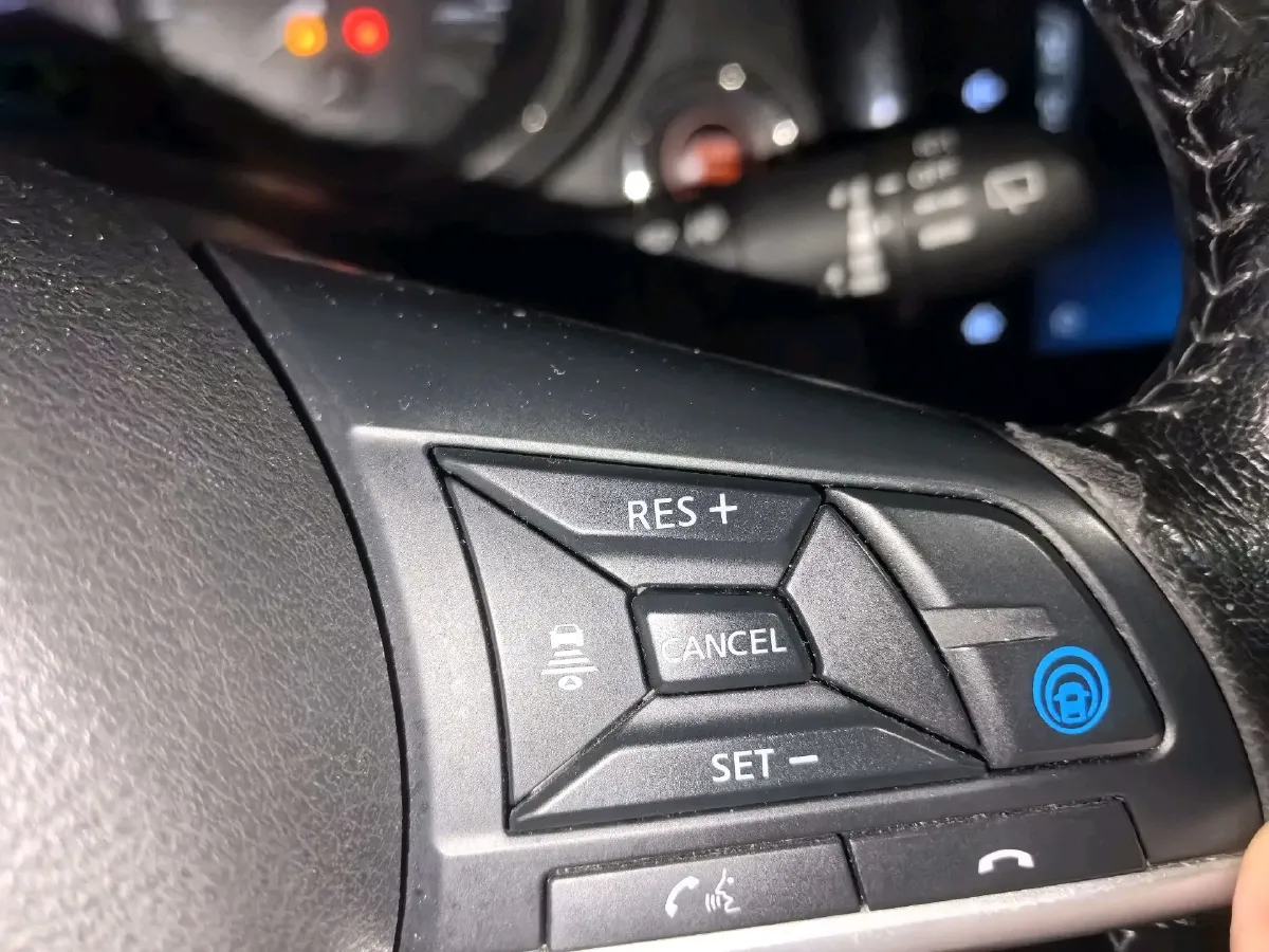 2019 Nissan X-Trail 2.5L 186HP L4 CVT,autocango,china used car exporter,china ev exporter,chinese used car exporter,chinese used ev exporter